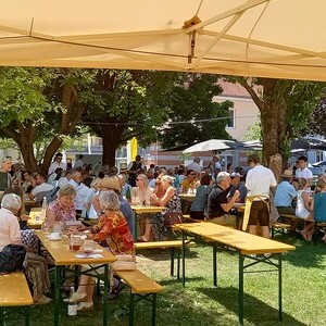 Bunter Pfarrgarten